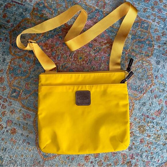 $100 BRICS X-Bag YELLOW GOLD Urban Crossbody Bag EUC - Picture 2 of 15